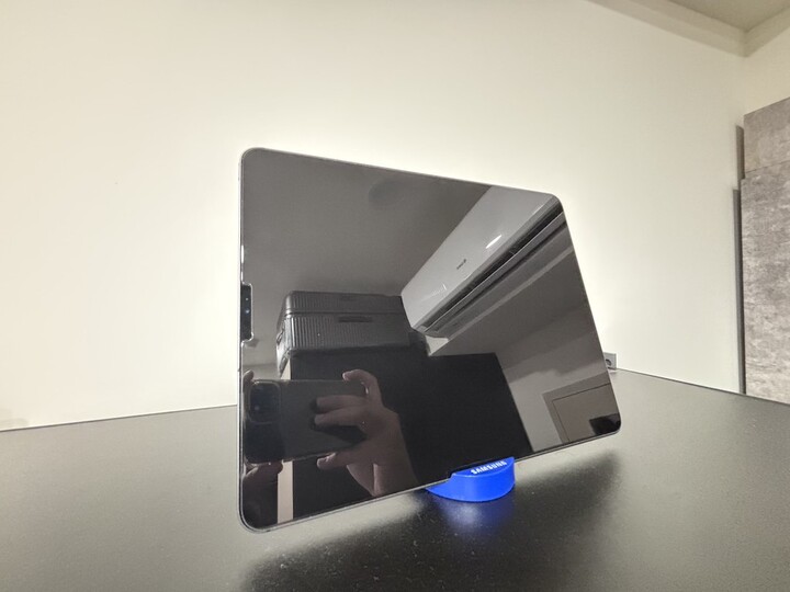 iPAD Pro 12.9-inch 4th Gen 256GB (可Simcard 數據上網）
