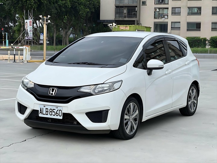 自售2016年本田FIT 1.5VTI-S 飛特定速最頂級款 TIIDA YARIS SWIFT