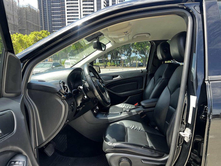 自售2013年賓士B180休旅車渦輪增壓保母車1600cc B200 A200 A250