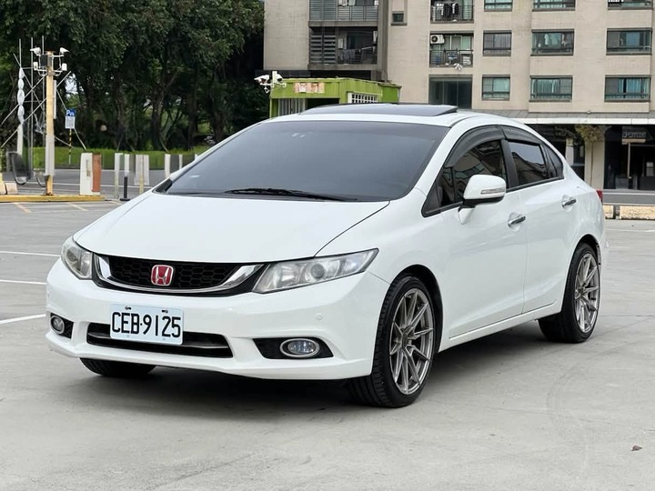 自售喜美九代2014年K14天窗頂級Civic1.8S版 ALTIS CITY FOCUS