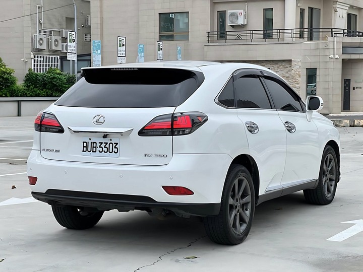 自售2011年頂級4WD凌志RX350休旅車里程極低 RX450H RX270