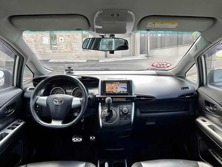 自售2011年Wish七人座休旅車2.0E定速內外漂亮 QRV LIVINA PREVIA