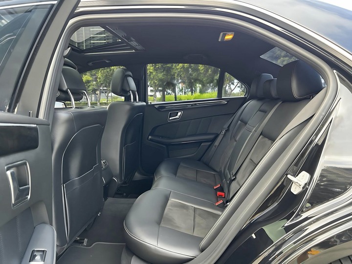 自售2011年賓士E200 1.8CGI渦輪增壓認證車 E250 E300 C200