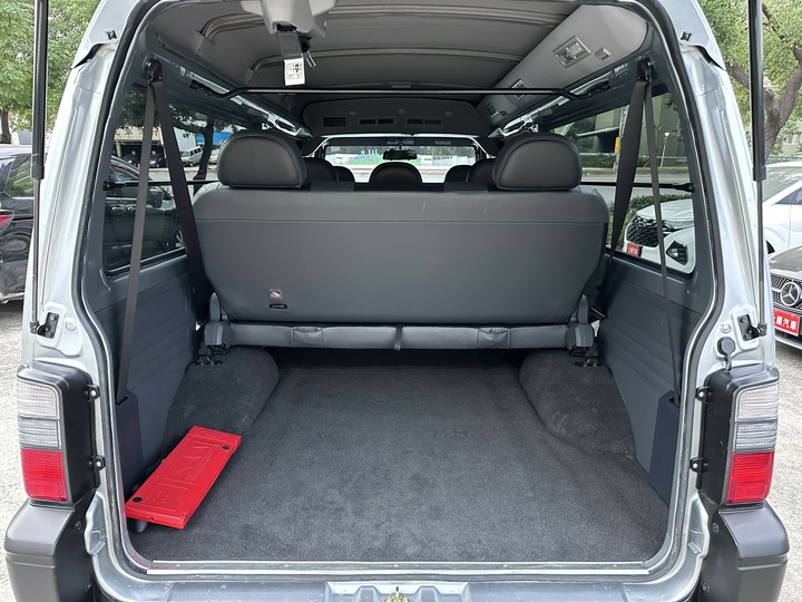 2020 三菱 delica 2.4 自排 八人座 一手車 原廠保養
