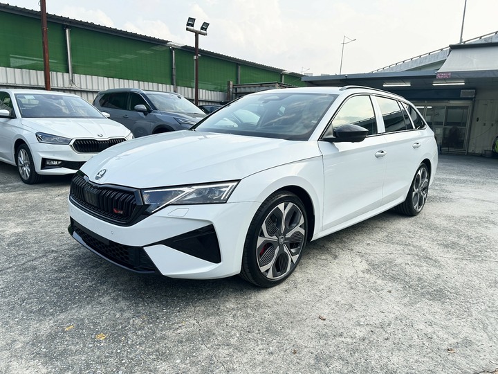上順 2026 Skoda Octavia Combi RS 旅行車 全新中獎車 可全貸