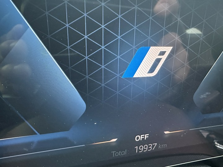 上順2024 BMW I5 M-Sport 僅跑1萬多 原廠保固