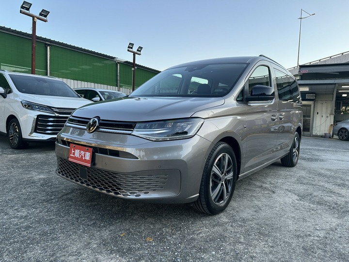 上順 2025 Caddy Maxi 2.0七人座 全彩儀表 掛牌新車30公里 可全額貸款