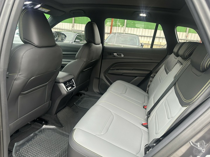 上順 2026 Ford Territory Hybrid 1.5T 跑5千