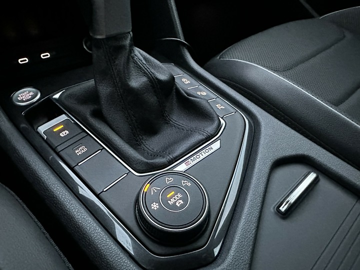 上順2025年11月 Tiguan Allspace 330 七人座4WD