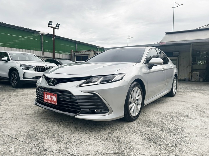 上順2021 Camry 2.0 日製原裝 車距系統 導航 360度環景 跑2萬