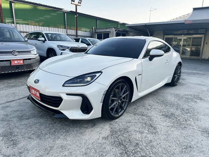上順2025年10月 BRZ 2.4 手排 跟車系統 原廠保養保固中 可全額貸