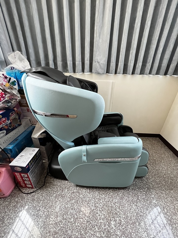 OSIM V 手天王 按摩椅