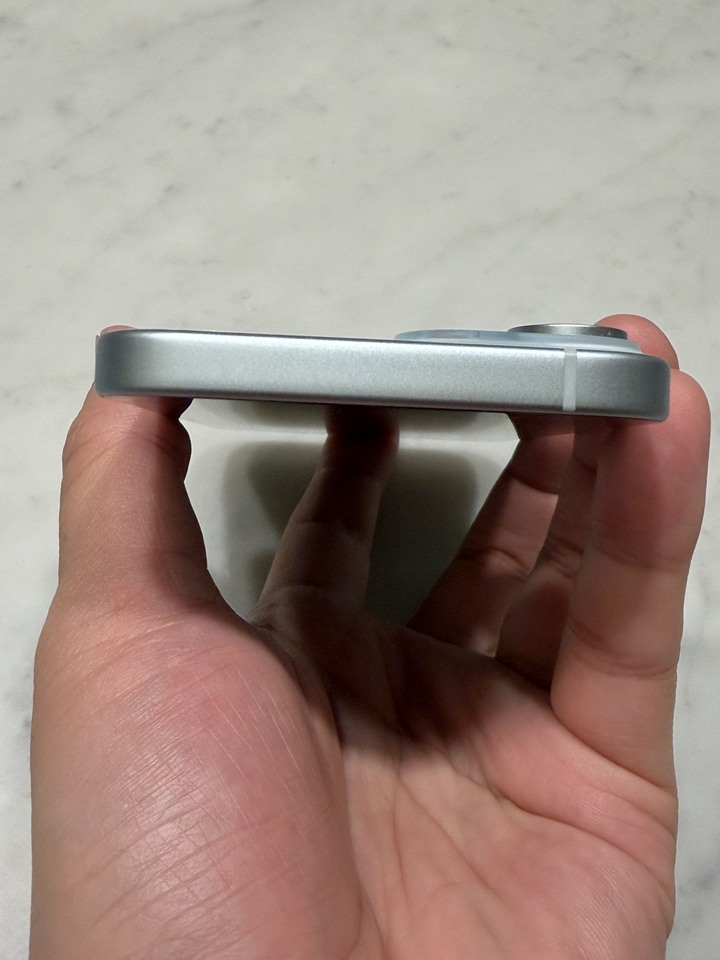 二手極新 iPhone 15 128GB 藍