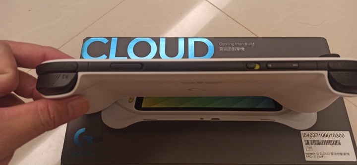 羅技 G Cloud 雲端遊戲掌機