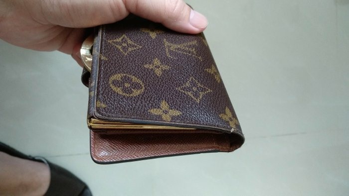 LV 原花 釦式 珠釦 零錢袋 對折 零錢袋 法式 中夾 皮夾