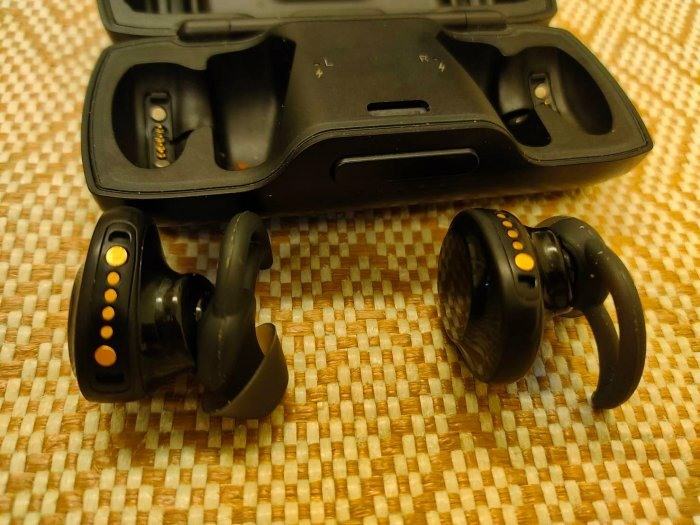 BOSE 運動耳機