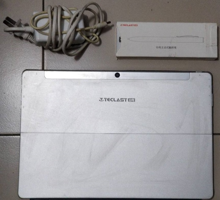 台電 Teclast X5 pro 觸控 平板 平板電腦 二合一 windows 8GB RAM 256GB SSD