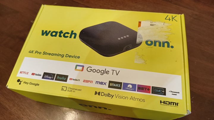 2024 年版 onn. 4K Pro UHD Dolby Streaming Media Player with Google TV