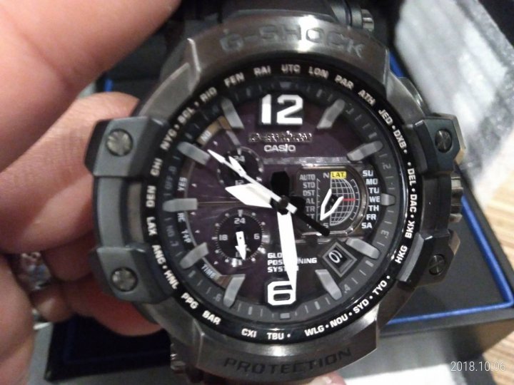 G-SHOCK 世界首款同步搭載GPS與世界六局電波接收的腕錶-黑/黑圈 gpw-1000-1bjf