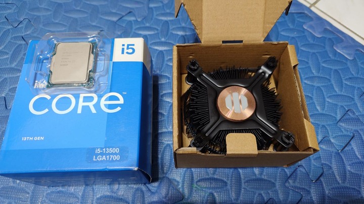 極新保內 代理盒裝 Intel i5 13500 up to 4.8G 12700 13400 12600 13600可參考