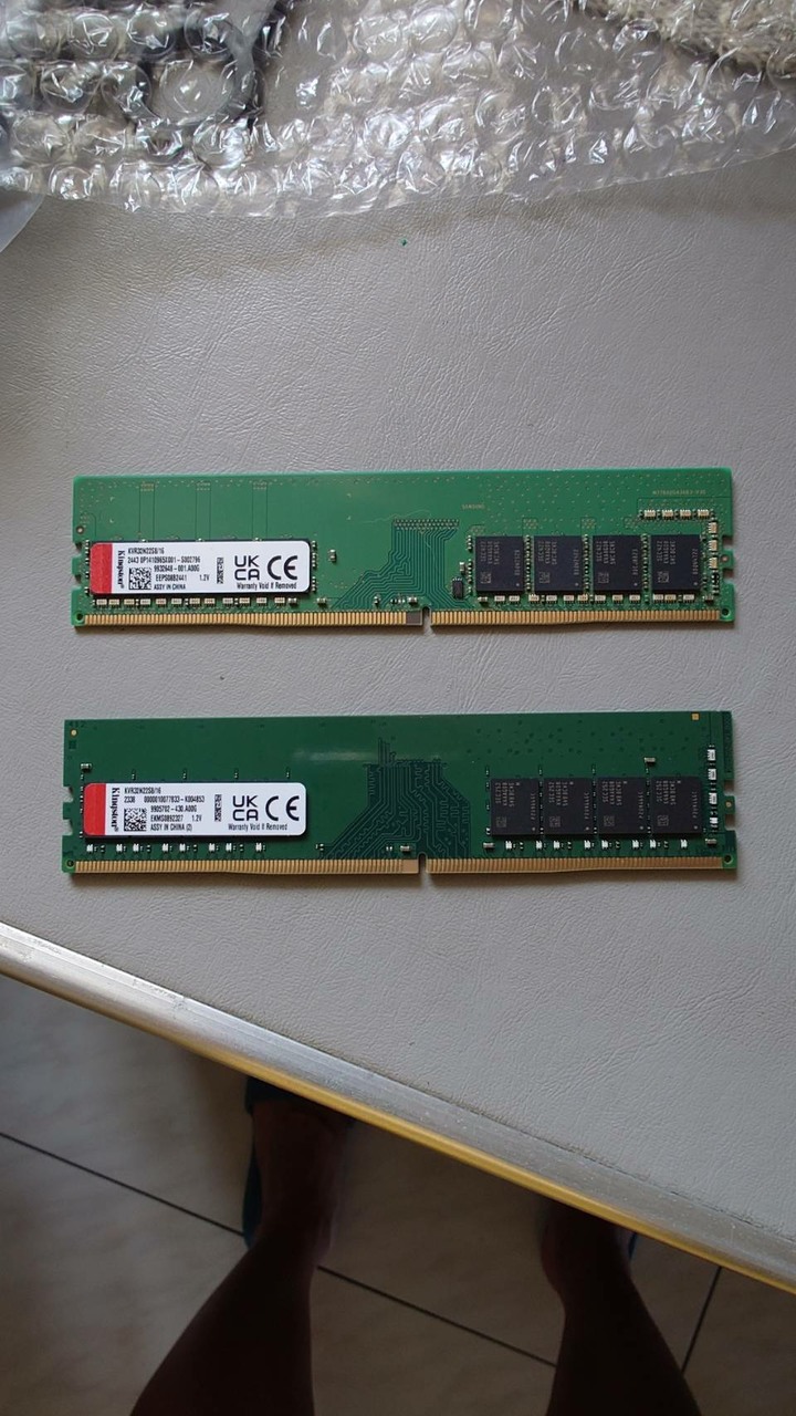 終保 金士頓 16G DDR4-3200 KVR32N22S8/16 記憶體 2400 3000 2666可參考