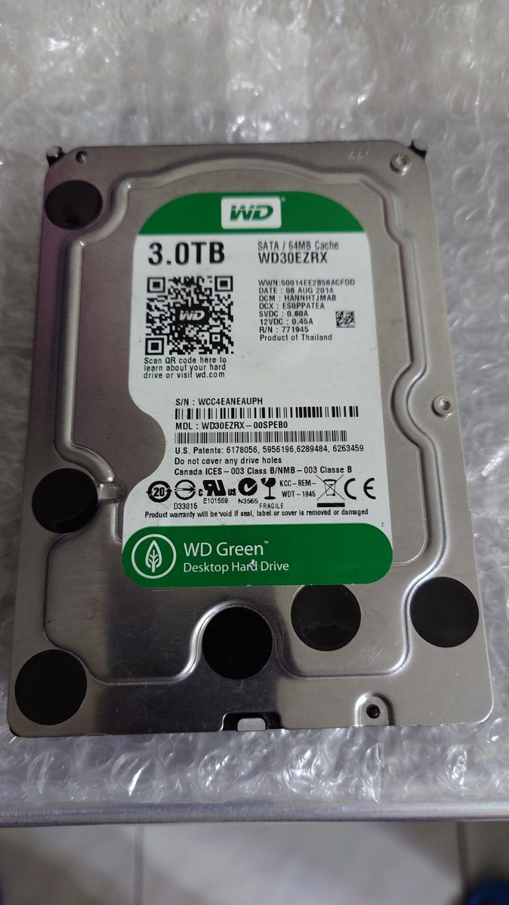 很新 超低時數 綠標 WD30EZRX 3T 3TB/5400轉/64MB/ 3.5吋 硬碟 HDD