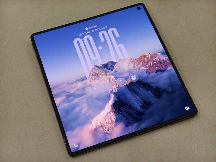 保固至2028/2/18~vivo X Fold5, 鈦灰色, 512GB，配件齊全，盒裝完整
