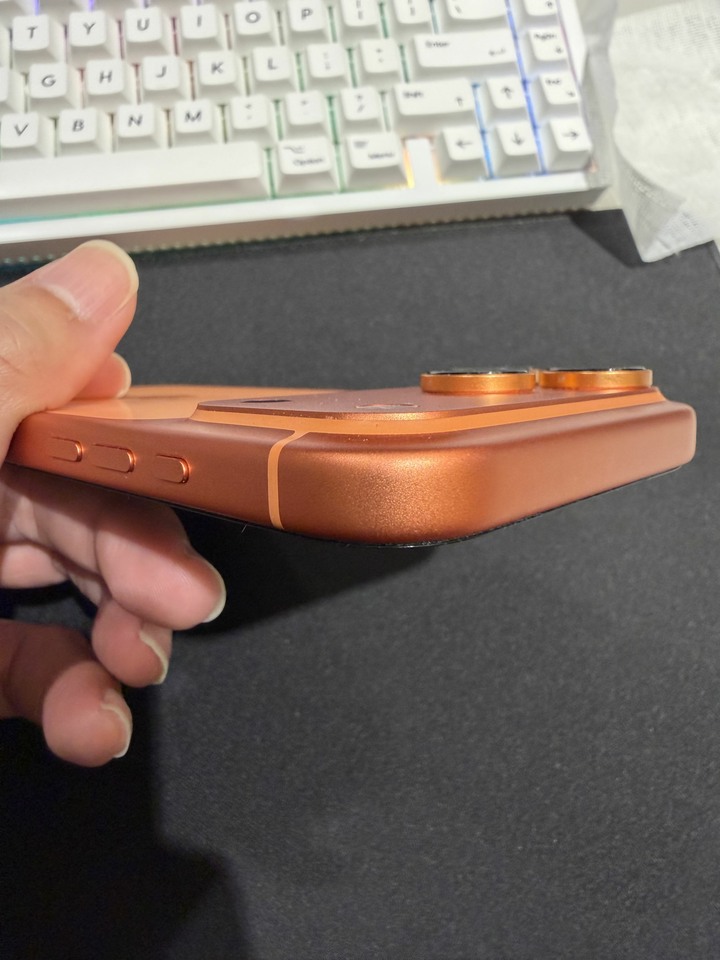 iPhone 17 Pro Max 256G 宇宙橙 95成新