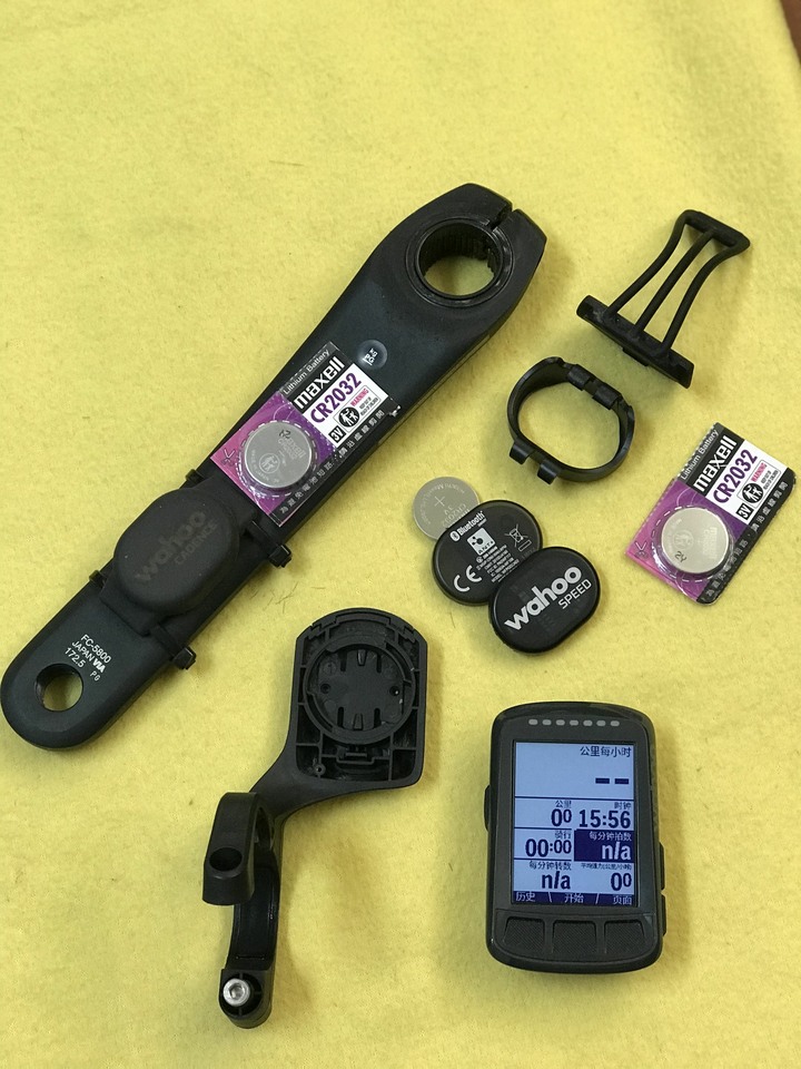 Wahoo Element Bolt彩色GPS智慧碼表套裝出售 北投捷運站面交