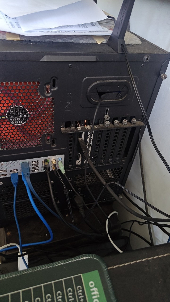 9950X 主機 遊戲主機一台
