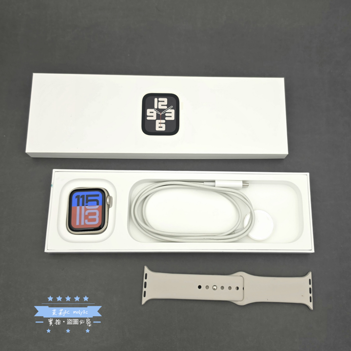 【高雄現貨】Apple Watch SE2 40mm GPS 星光色 運動錶帶