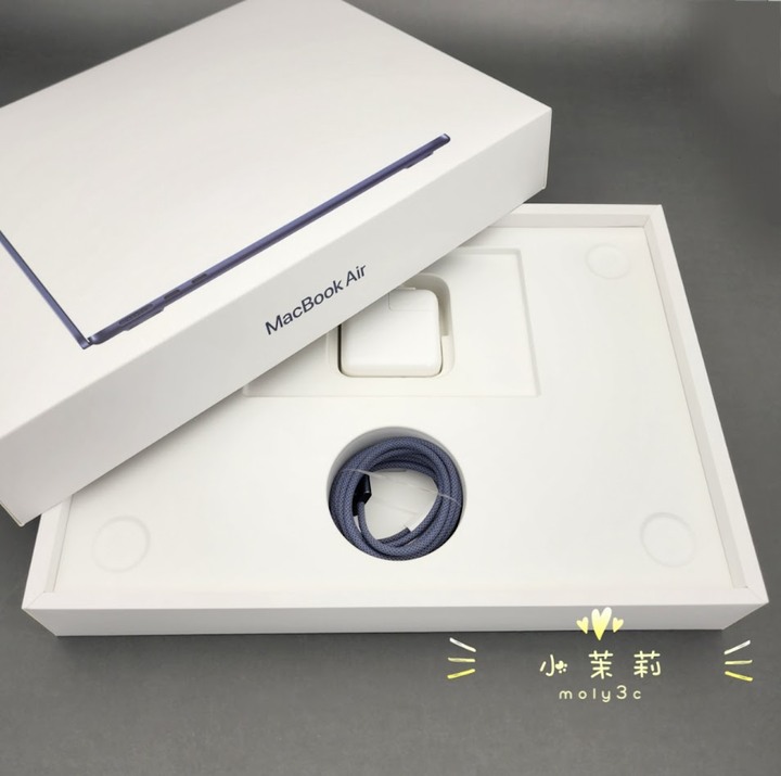 【高雄現貨】電100% MacBook Air M2 13.6” 16G 256G SSD 午夜色
