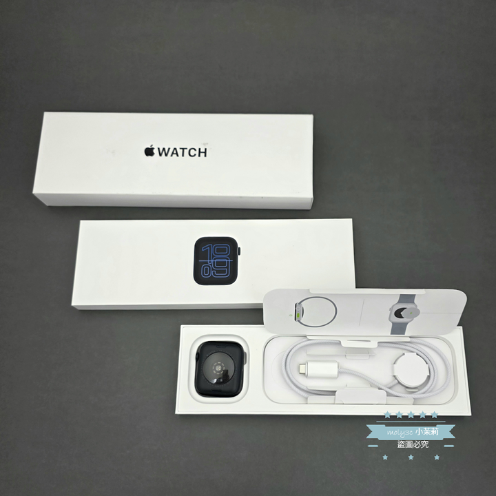 【高雄現貨】電池100% Apple Watch SE3 44mm GPS 午夜色鋁金屬錶殼 運動錶帶