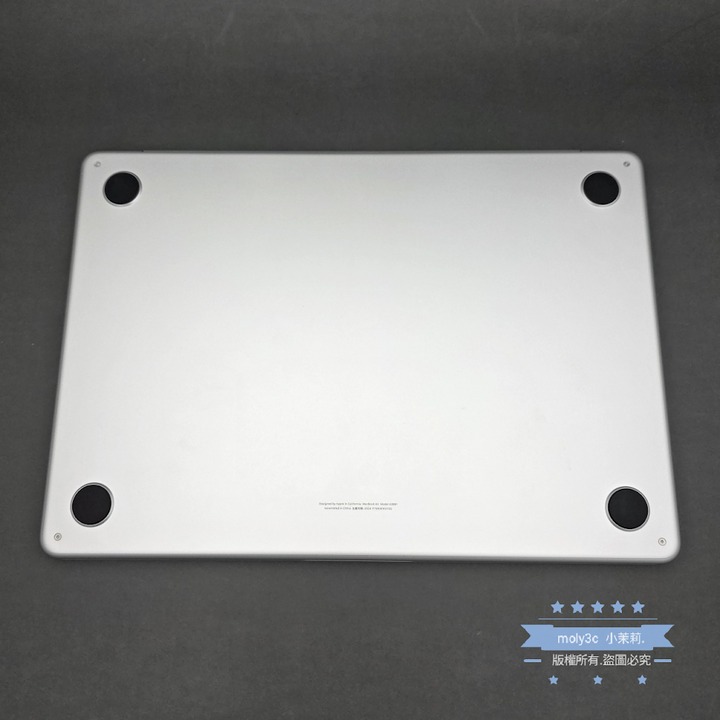 【高雄現貨】大容量 MacBook Air M2 13.6” 8G 512G SSD 銀色