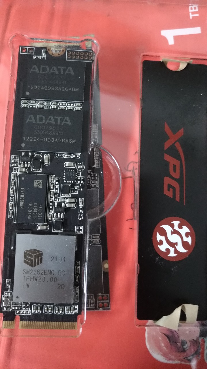 威剛 XPG SX8200 Pro 1TB M.2 2280 固態硬碟 1T 附散熱片