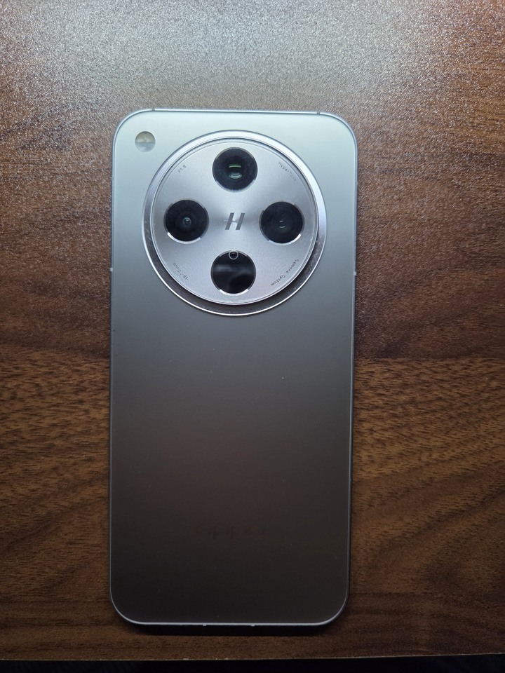 OPPO FIND X8 256G 鈦灰 Star Grey