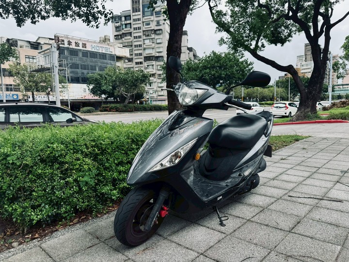 售：2013 SYM GT125 三陽 代步車