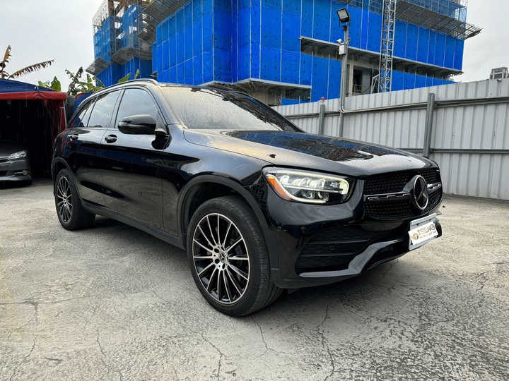 MercedesBenz 2020式GLC300小改全滿配只賣118萬