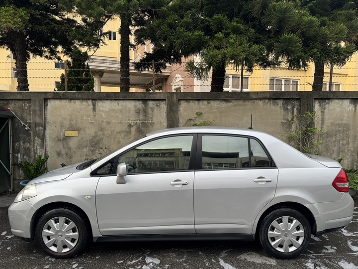 2013 Nissan Tiida 只賣5.8萬元 低里程
