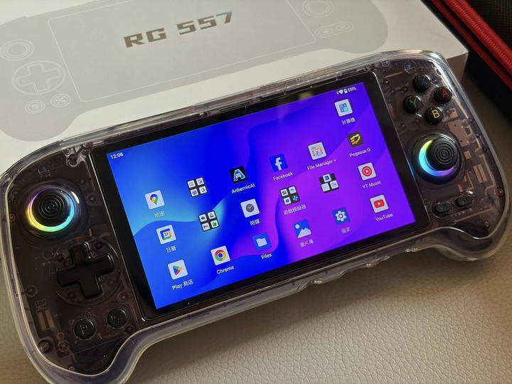 RG557 遊戲掌機