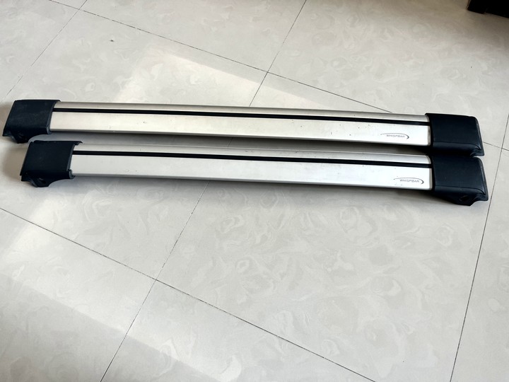 車頂行李架及行李箱