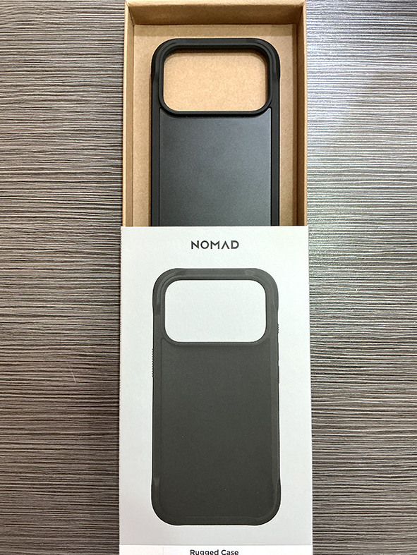 NOMAD iPhone 17 Pro 手機殼