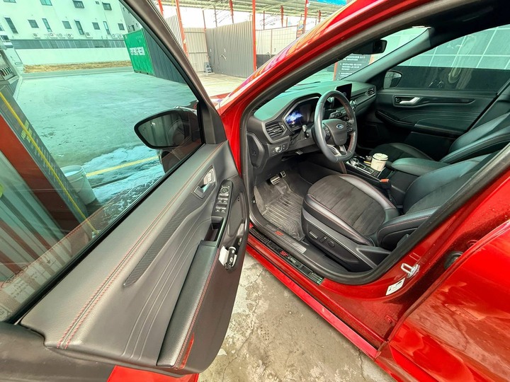 自售 2020/6 Ford Kuga 250 st-line