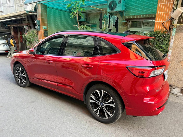 自售 2020/6 Ford Kuga 250 st-line
