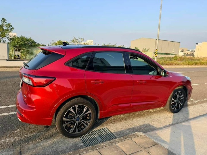 自售 2020/6 Ford Kuga 250 st-line