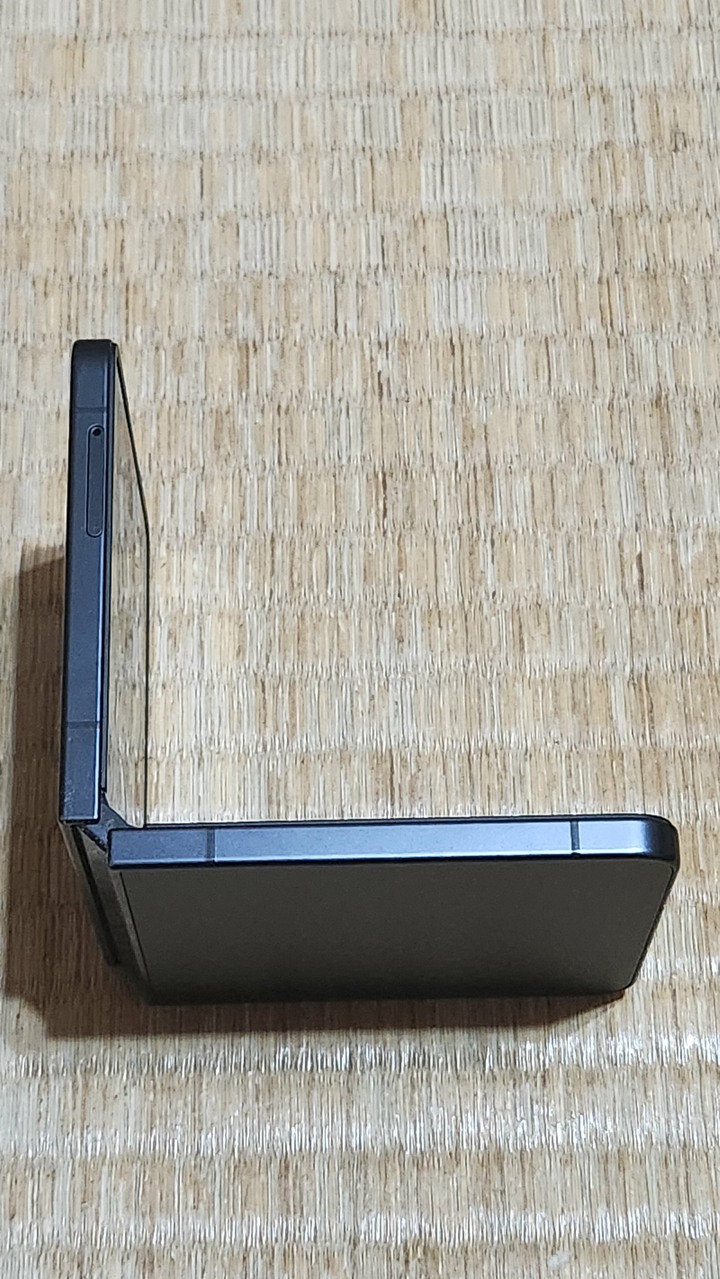 Samsung Z Flip 7 512G 5G 摺疊手機 第七代 藍色盒裝齊機美網路最底價14.800.元