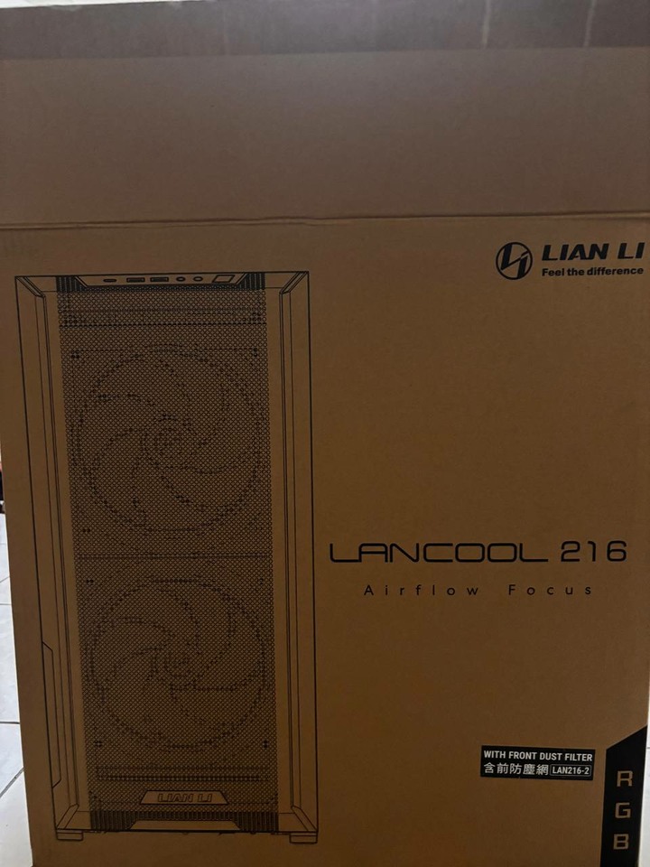 桌機 i5-13600K/32G/RTX4060Ti