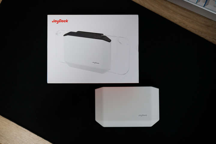 雷鳥 RayNeo JoyDock 充能外掛 行動電源、訊號轉換