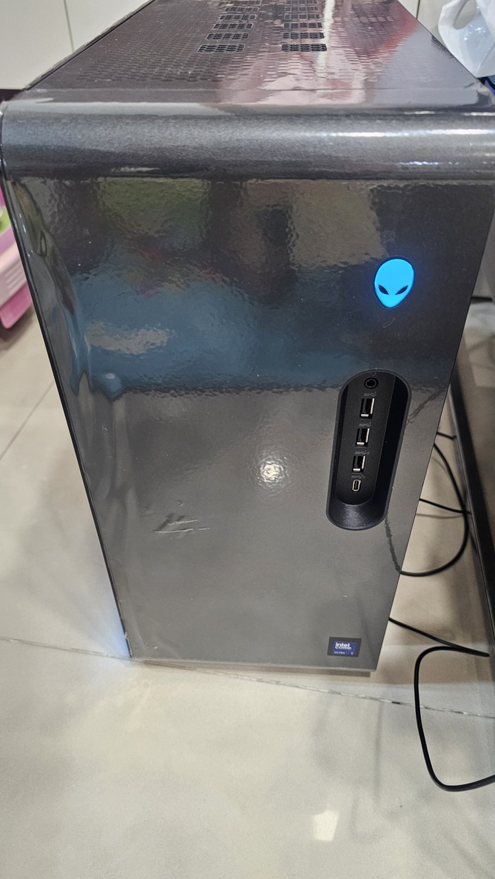 Alienware aurora ACT1250 Ultra 7 265KF 32G 5060Ti