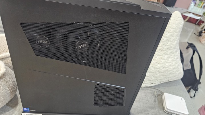 海神三叉戢! 微星MSI Trident AS 14 i7-14700F RTX4060